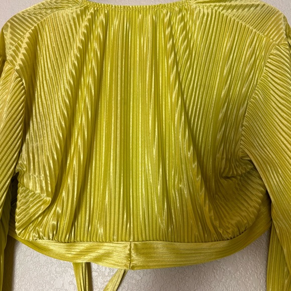 Beautiful two pieces. - Picture 9 of 11